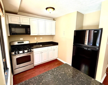 1440 N Street Nw - Photo Thumbnail 2