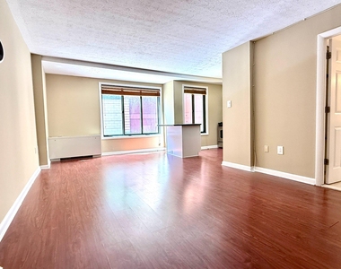 1440 N Street Nw - Photo Thumbnail 6
