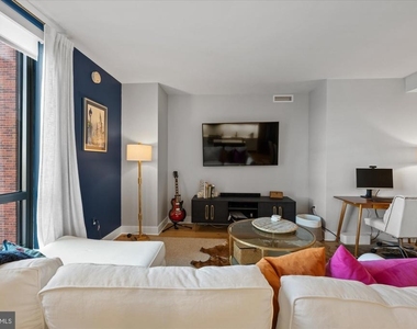 1211 Van Street Se - Photo Thumbnail 7