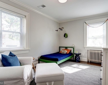 5433 31st Street Nw - Photo Thumbnail 15