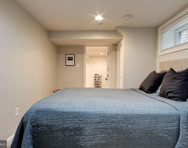 5433 31st Street Nw - Photo Thumbnail 22