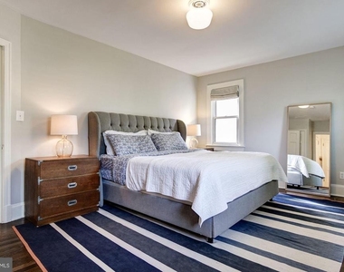 5433 31st Street Nw - Photo Thumbnail 13