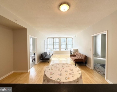 715 6th Street Nw - Photo Thumbnail 3