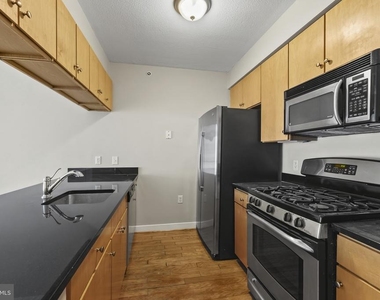 1117 10th Street Nw - Photo Thumbnail 14