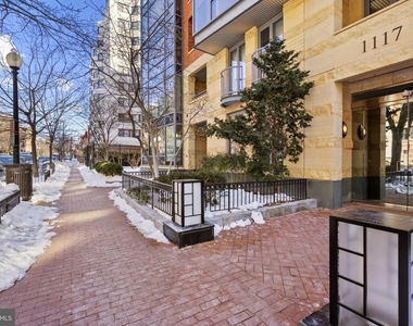1117 10th Street Nw - Photo Thumbnail 2