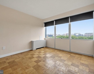 1301 Delaware Avenue Sw - Photo Thumbnail 23