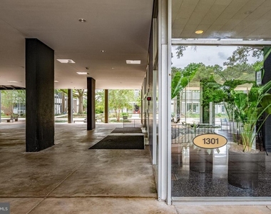 1301 Delaware Avenue Sw - Photo Thumbnail 8