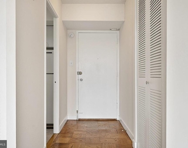1301 Delaware Avenue Sw - Photo Thumbnail 10