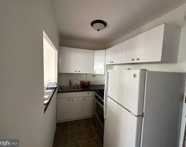 922 24th Street Nw - Photo Thumbnail 7