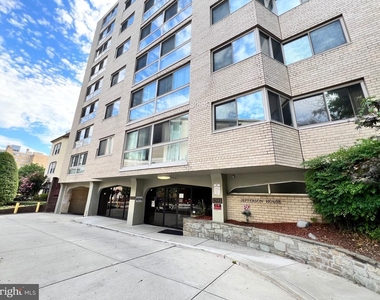 922 24th Street Nw - Photo Thumbnail 31