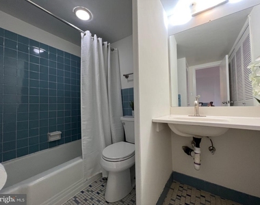 922 24th Street Nw - Photo Thumbnail 15