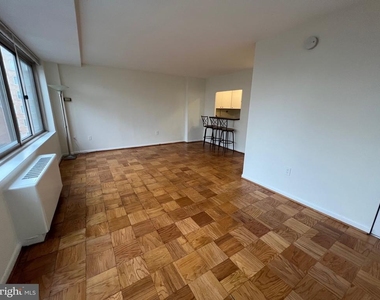922 24th Street Nw - Photo Thumbnail 8