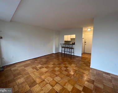 922 24th Street Nw - Photo Thumbnail 3