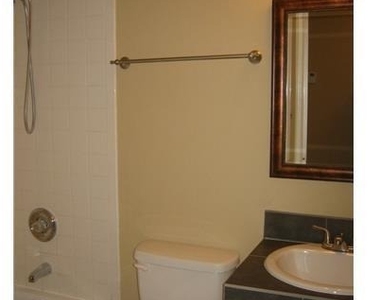 15208 S Flamingo Dr - Photo Thumbnail 8