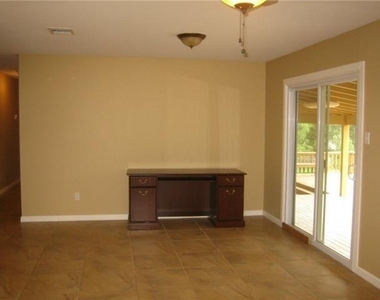 15208 S Flamingo Dr - Photo Thumbnail 2