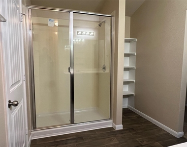 119 Acadia Cv - Photo Thumbnail 7