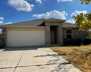 119 Acadia Cv - Photo Thumbnail 1