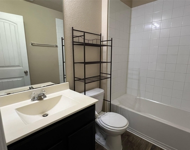 119 Acadia Cv - Photo Thumbnail 13