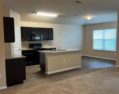 119 Acadia Cv - Photo Thumbnail 2