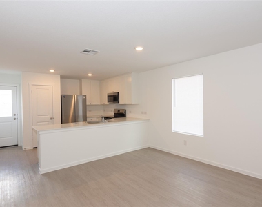 153 Starpacker Ln - Photo Thumbnail 7