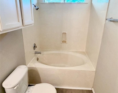 12333 Paloma Blanca Way - Photo Thumbnail 14