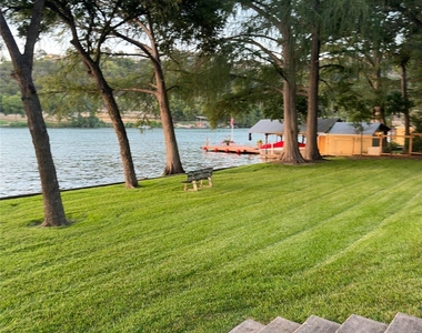 2910 Edgewater Dr - Photo Thumbnail 34