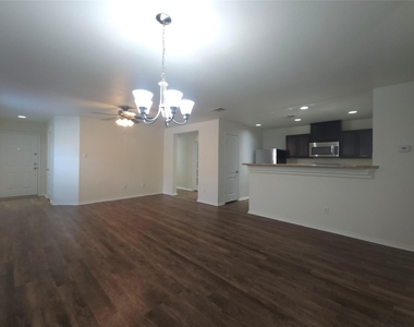 160 Rummel Dr - Photo Thumbnail 1