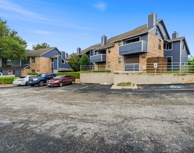 2500 Burleson Rd - Photo Thumbnail 14