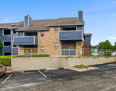 2500 Burleson Rd - Photo Thumbnail 15