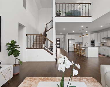 13517 William Tyler Way - Photo Thumbnail 11