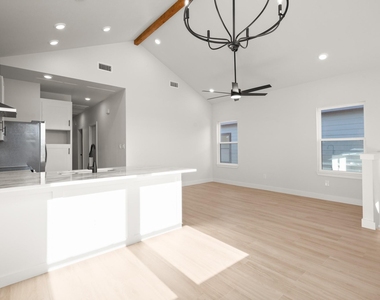 306 S Avenue P Ave - Photo Thumbnail 16