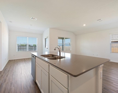 3210 Dusted Daisy St - Photo Thumbnail 9