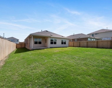 3210 Dusted Daisy St - Photo Thumbnail 31