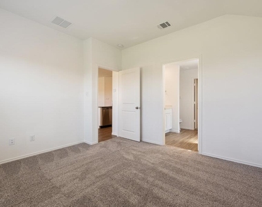 3210 Dusted Daisy St - Photo Thumbnail 16