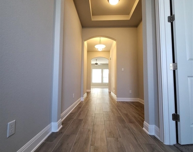 3750 E Palm Valley Blvd - Photo Thumbnail 14