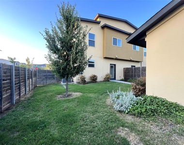 5901 Charles Merle Dr - Photo Thumbnail 18