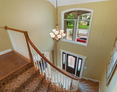 215 Tellus St - Photo Thumbnail 13