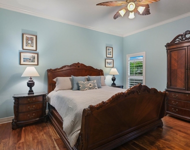 215 Tellus St - Photo Thumbnail 10
