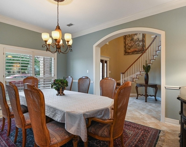 215 Tellus St - Photo Thumbnail 9