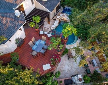 215 Tellus St - Photo Thumbnail 2