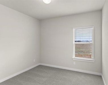 195 Hortus Dr - Photo Thumbnail 24