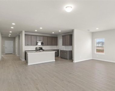 195 Hortus Dr - Photo Thumbnail 6
