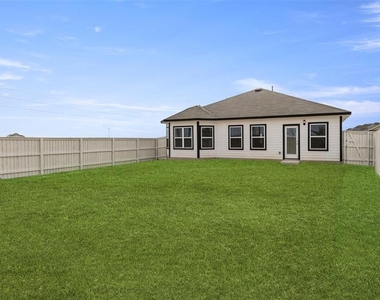 195 Hortus Dr - Photo Thumbnail 2