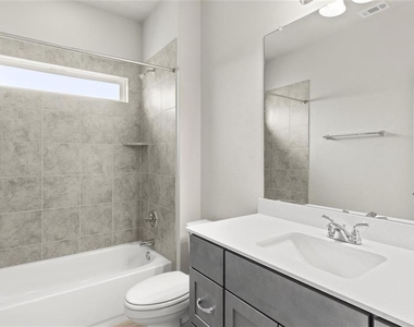 195 Hortus Dr - Photo Thumbnail 9