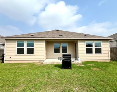 112 Wolseley Dr - Photo Thumbnail 20
