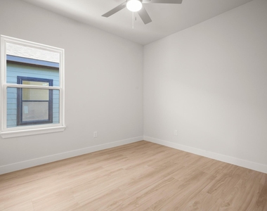 306 S Avenue P Ave - Photo Thumbnail 23