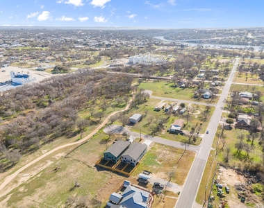 306 S Avenue P Ave - Photo Thumbnail 39