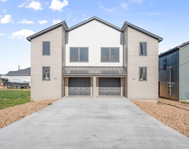 306 S Avenue P Ave - Photo Thumbnail 1