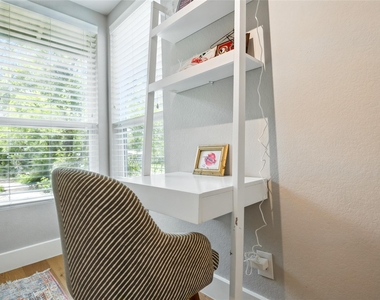 6501 Hickman Ave - Photo Thumbnail 18