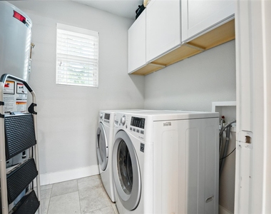 6501 Hickman Ave - Photo Thumbnail 16